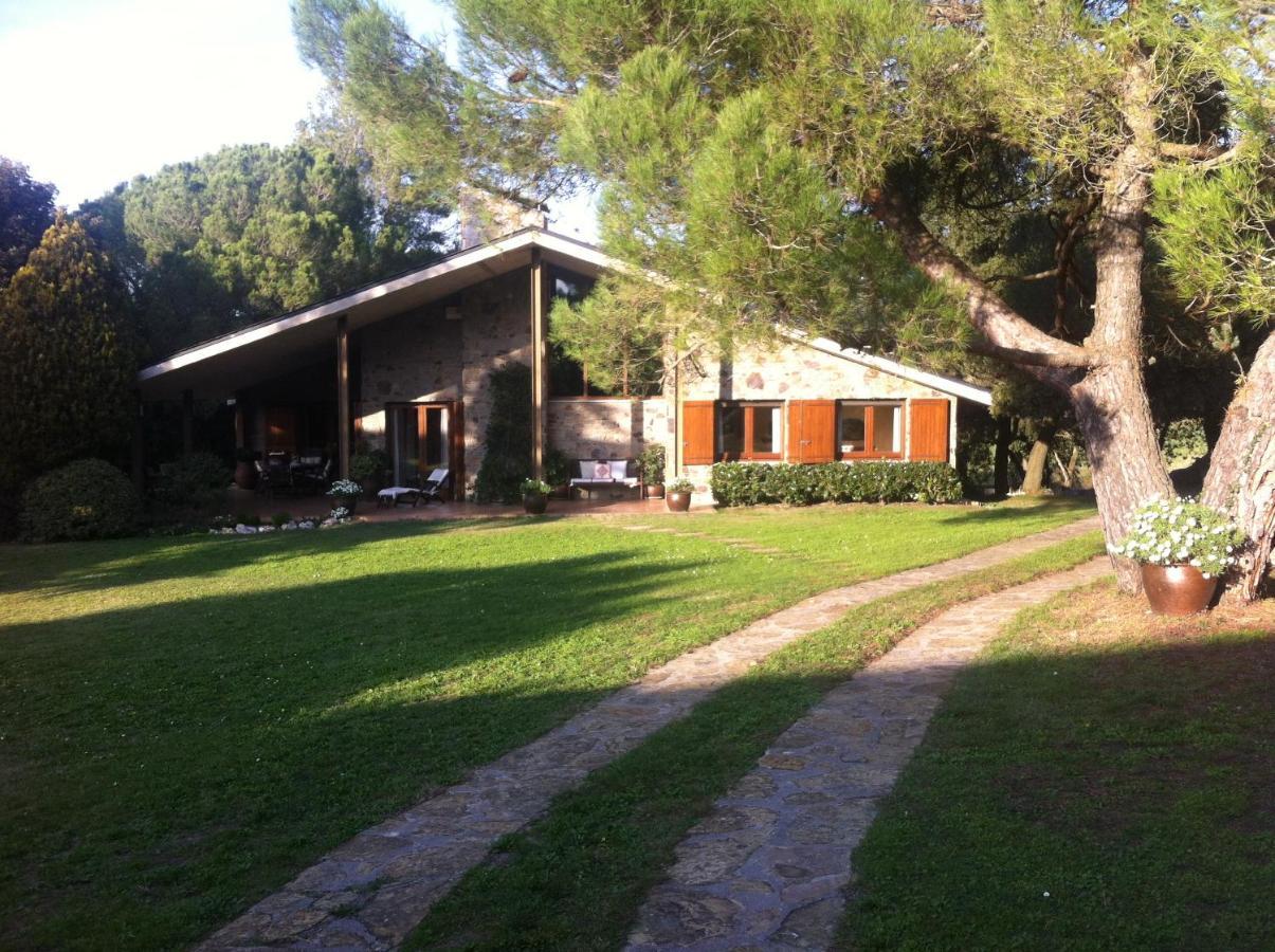 Les Margarides Villa Сева Екстериор снимка