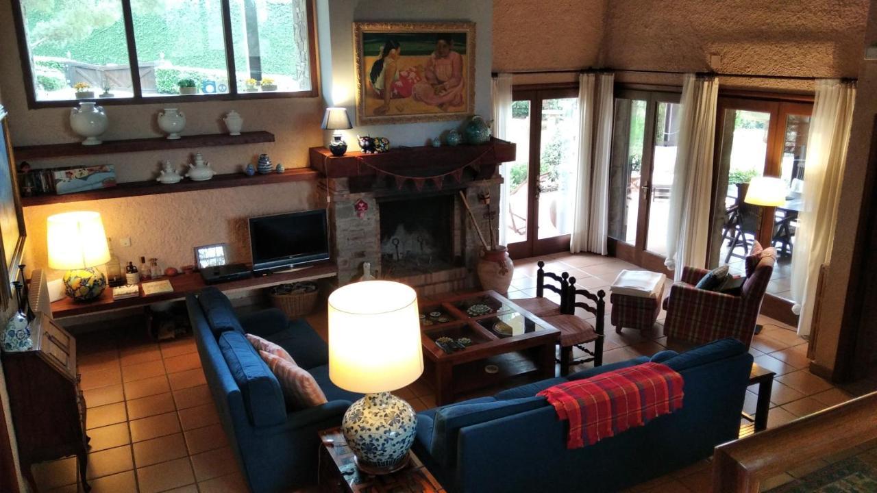 Les Margarides Villa Сева Екстериор снимка