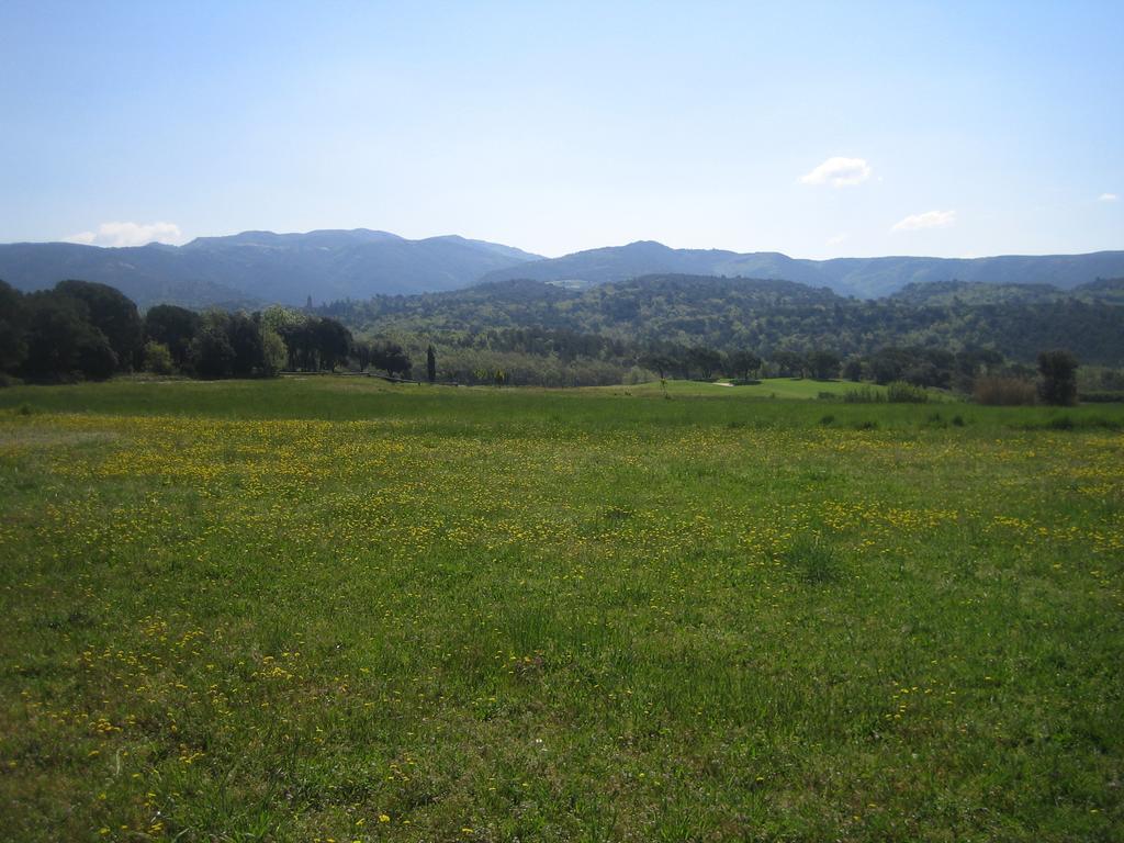 Les Margarides Villa Сева Екстериор снимка